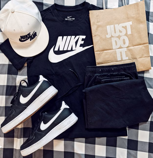 Camiseta Preta Estampada